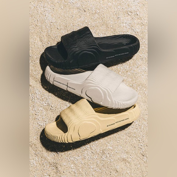 Adilette 22 Slides St Desert Sand / Tan Cream - Picture 7 of 16